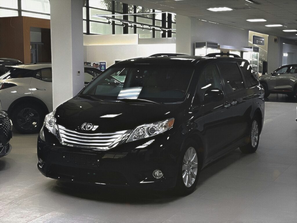 MPV for family and group UK airport transfers